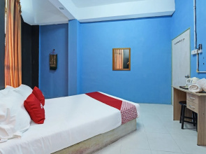 OYO 90720 Sky Garden Inn