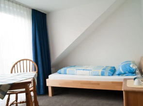 Holiday Apartment B in Haus Seewind