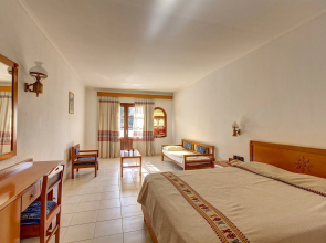 GHotels Macedonian Sun