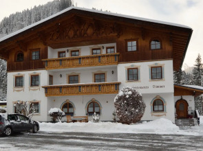 Cozy Apartment in Bichlbach near Lake