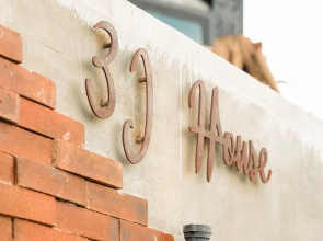 EJ House