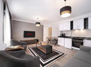 Etiz Hotels & Residences