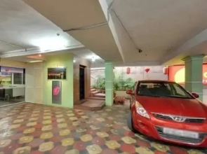 Hotel Lotus Green Park