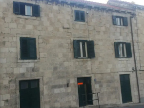 Rooms Villa Garden - Hostel