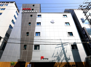 Galleria Hotel