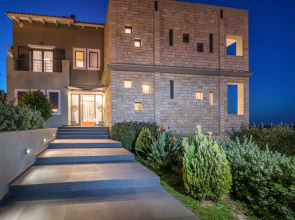 Akemi Luxury Residence