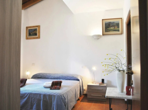 Red Roses Flat in a Semi-detached Villa