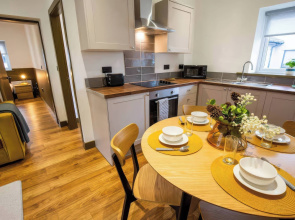 Oakwood Apartment