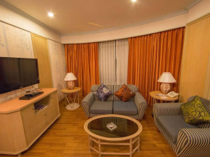 Town In Town Hotel Bangkok