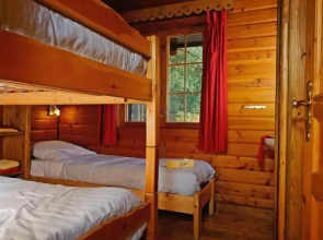 Spacious 8-bedroom Chalet