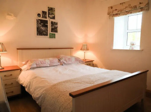2 Bed Wisteria Cottage- Ballyconnell-pet Friendly