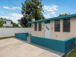 Private Pool Near the Beach Pet Friendly