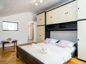 House Davor