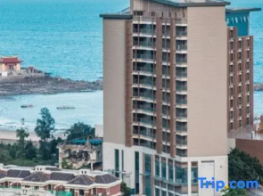 Blue Sea Time Homestay (Shishi Gold Coast Luogjia Temple)
