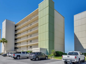 Oceanfront PCB Condo w/ Beach Access & 2 Pools