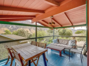 Scenic Kernville Getaway w/ Deck & Mountain Views!