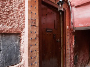 Riad Thycas