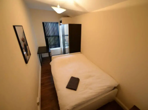 Spacious Apartment in Coventry near Belgrade Theatre