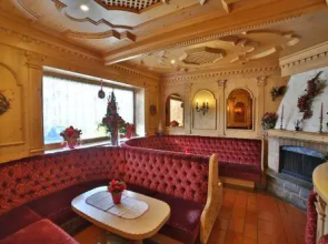 Hotel Serles