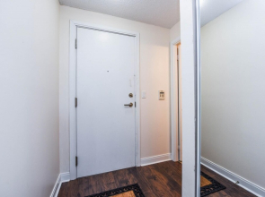 Luxury 2 Bedroom Suites in Mississauga Downtown