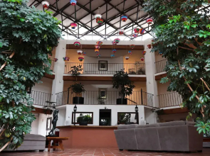 El Diezmo Hotel