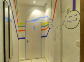 Opera Guesthouse & apartments