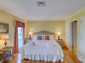 Schooner Court 704 by RedAwning