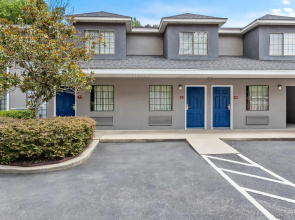 Econo Lodge Inn & Suites Cayce I-26 Airport