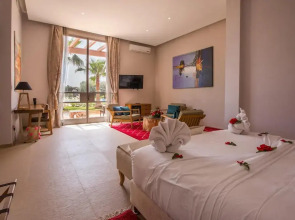 Villa with 7 Bedrooms in Annakhil, Marrakech, with Private Pool, Enclosed Garden And Wifi