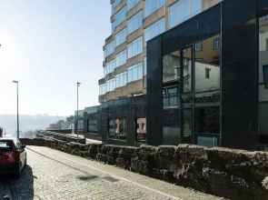 Mac003 · Macario Wood Apartment // Netflix