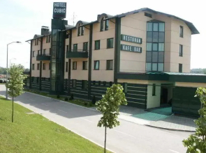 Cubic Hotel