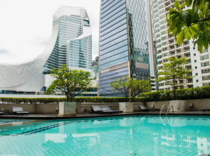 Bliston Suwan Park View