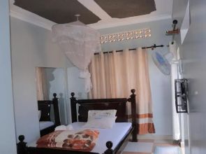 Luwafu Guest House