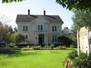 Hillsdale House Inn