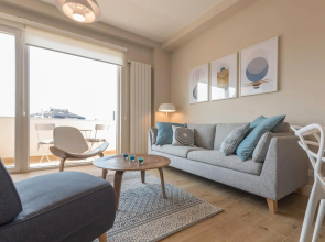 Urban ZEN with View - City Break Apartments