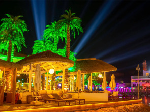 Cratos Premium Hotel & Casino