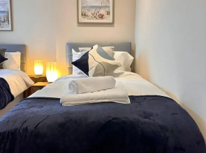 Brighton City View 3-bed Retreat