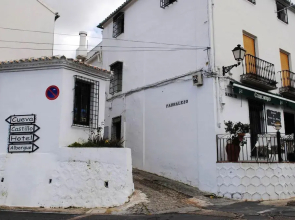 House With 2 Bedrooms in Zuheros, With Wonderful Mountain View and Enclosed Garden