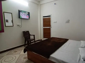 Goroomgo Shree Ram Kuti Homestay Ujjain