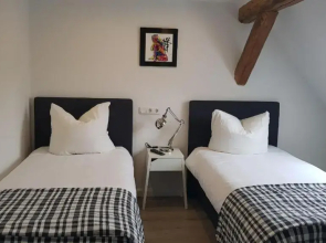 "Familientreff" in schöner moderner Ferienwohnung für 12 Personen im Oberharz!