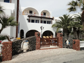 Black Sandy Beach Hotel