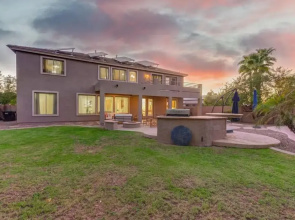 5BR Lux Paradise With Pool Spa Backyard Bliss