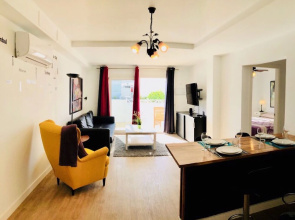 Apartment Mariposa With Pool, Smart Tv, Wifi & Air Conditioning in Playa Honda