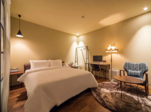 Hotel March