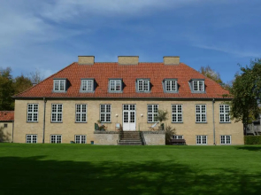 Gem Suites Hotel Apartments