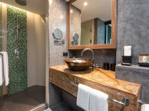 Maitria Mode Sukhumvit 15 Bangkok