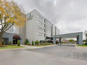 Embassy Suites by Hilton Milwaukee Brookfield