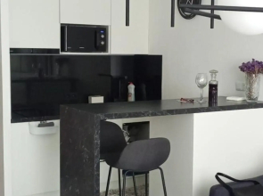 NEW modern apartment