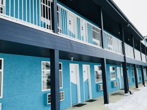 Empire Inn & Suites