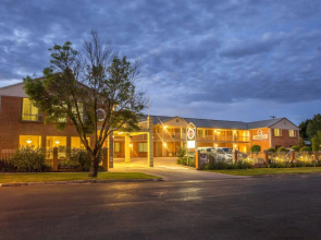 Charlotte Apartments